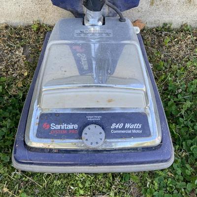 LOT 287: Sanitaire Vacuum Model S677
