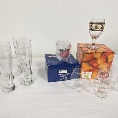 Assortment Of Beer Glasses & All Purpose Glassware Block Gear Goblet Glasses Country Orchard TERVIS Apple Fruit Emblem Insulated...