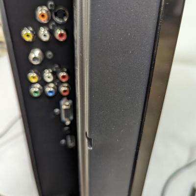 Sharp LC26DV22U 26-Inch LCD TV with Built-In DVD Player & Remote