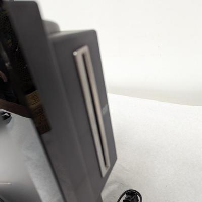 Sharp LC19DV22U 19-Inch LCD TV with Built-In DVD Player & Remote