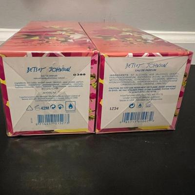 2 New Sealed Betsey Johnson Eau De Parfum NEW