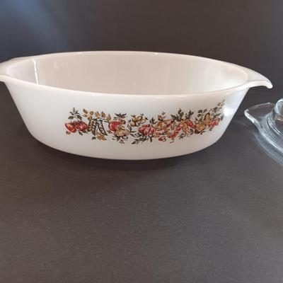Vintage Anchor Hocking Fire King Harvest Pattern 1 1/2 qt oval dish with Lid - Casserole Bowl