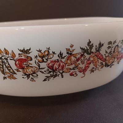Vintage Anchor Hocking Fire King Harvest Pattern 1 1/2 qt oval dish with Lid - Casserole Bowl