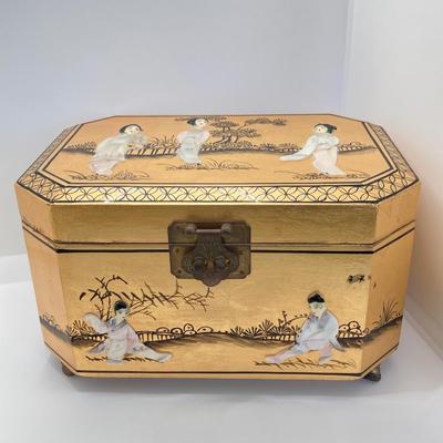 LOT 371: Vintage Asian Gold Lacquer Jewelry Box with Mother of Pearl Embossed Figures
