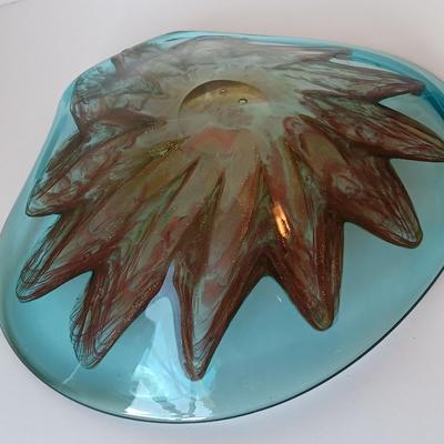 Beautiful blue tint glass Murano Art Clam Dish