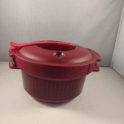 Tupperware 3 Quart Microwave Pressure Cooker