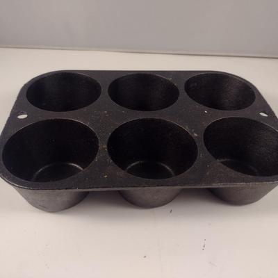 Lodge Cast Iron Six Cavity Muffin Pan
