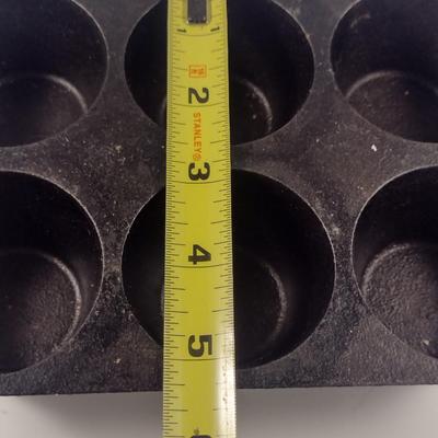Lodge Cast Iron Six Cavity Muffin Pan