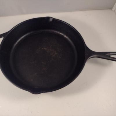 Lodge Cast Iron Skillet with Helper Handle- Approx 10 1/2" in Diameter