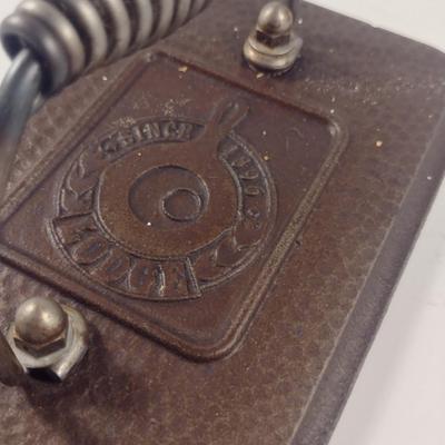 Lodge Cast Iron Bacon Press