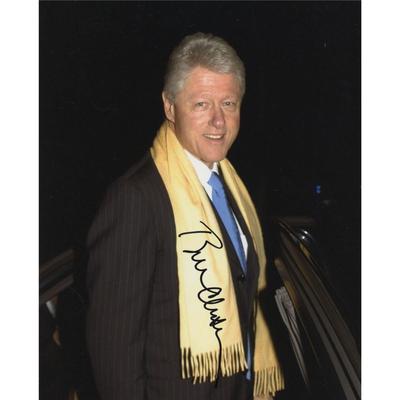 President Bill Clinton signed photo. GFA Authenticated