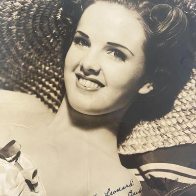Anne Wilson signed photo