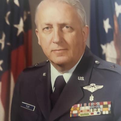 BGEN Marinus Flux, USAF signed photo