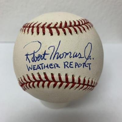 Robert Thomas Jr. signed baseball