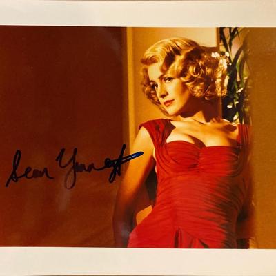 Sean Young signed photo