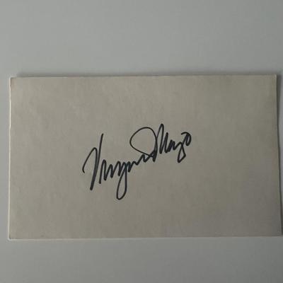 Virginia Mayo original signature