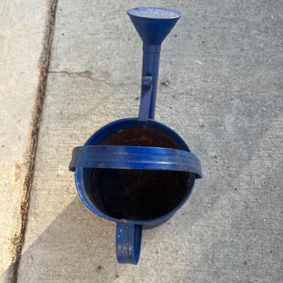 Metal Watering Cans (G-MG)