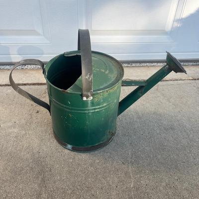 Metal Watering Cans (G-MG)
