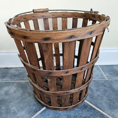 Trio of Baskets and Decor (SR-DW)