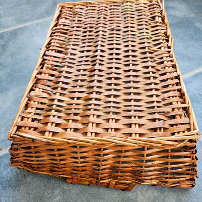 Longaberger and Other Assorted Baskets (SR-DW)