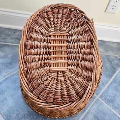 Longaberger and Other Assorted Baskets (SR-DW)