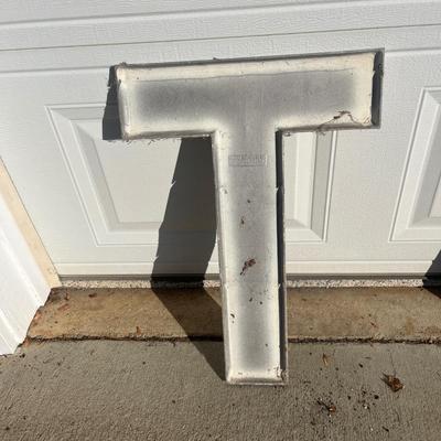 Wagner Sign Service Vintage Cast Metal EAT Sign (G-MG)