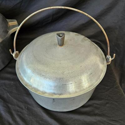 Magnalite and Magic Seal Roasters with Pot Set (K-DW)