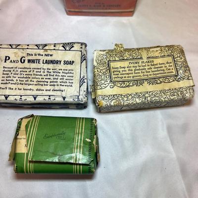 George Washington Tobacco Tin, Cherokee Medicine Bottle & More Collectibles (BS-RG)