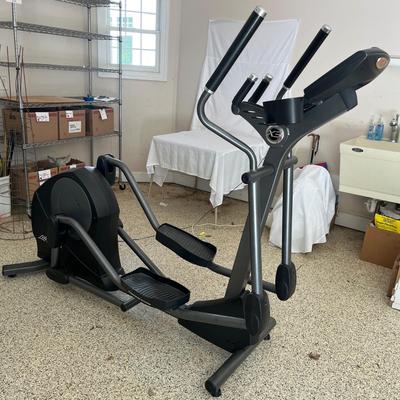 Life Fitness Elliptical Machine (G-MG)