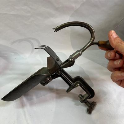 Cherry Pitter, Ice Cream Maker & Other ‘Old Timey’ Utensils (BS-RG)