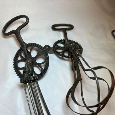 Cherry Pitter, Ice Cream Maker & Other ‘Old Timey’ Utensils (BS-RG)
