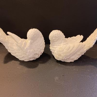 Vintage A. Santini Hand Carved White Alabaster Dove Love Birds Made in Italy