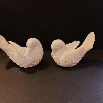 Vintage A. Santini Hand Carved White Alabaster Dove Love Birds Made in Italy
