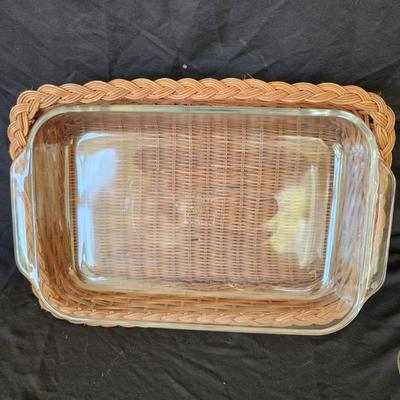 Pyrex, Corning Ware, Fire King and Anchor Hocking Dishes (K-DW)