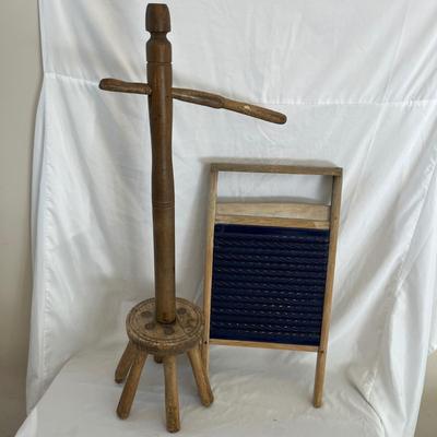 Wooden Wash Dolly & Washboard (L-MG)