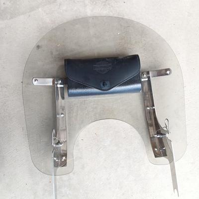 Road King Harley Davidson Windshield with chrome mounting bracket and leather Harley bag
