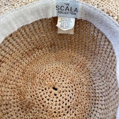 Collection of Purses, Scarves & Wool Hats (L-MG)