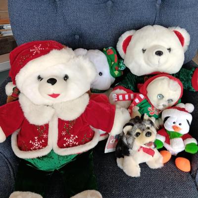 Collectible Christmas plush animals - Annual bears - husky dog - vintage Snuggles the seal and more