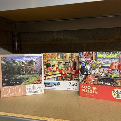 Large assortment of Jigsaw Puzzles (BS-RG)