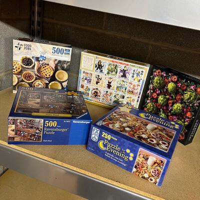Large assortment of Jigsaw Puzzles (BS-RG)