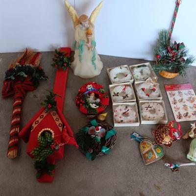 VINTAGE CHRISTMAS DECOR