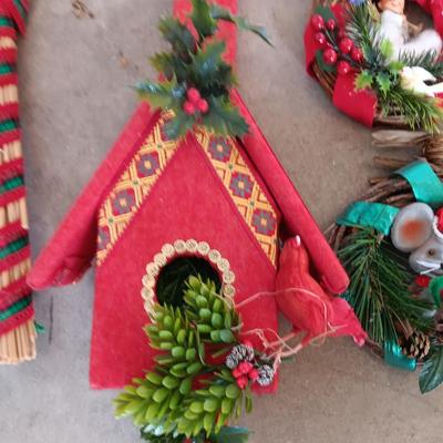 VINTAGE CHRISTMAS DECOR