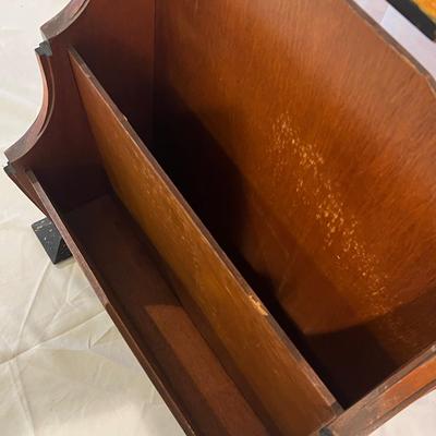 Oak Sewing/Stash Box & Magazine Rack (BD-RG)