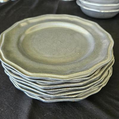 Pewter Dinnerware Set (K-DW)