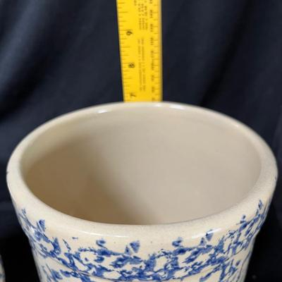 Blue spongeware pieces