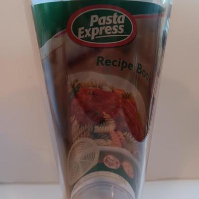 Black & Decker lids off Automatic Jar opener with new Pasta express container