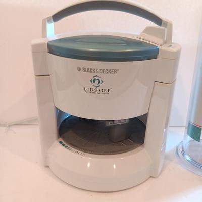 Black & Decker lids off Automatic Jar opener with new Pasta express container