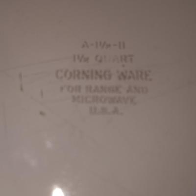 Three Corning Ware casserole dishes two with lids - Le Romarin Spice of life