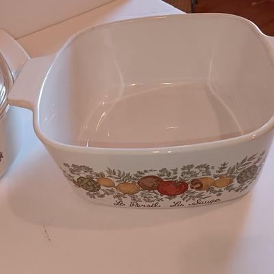 Three Corning Ware casserole dishes two with lids - Le Romarin Spice of life