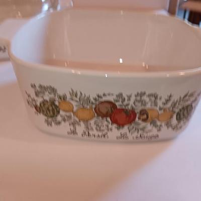 Three Corning Ware casserole dishes two with lids - Le Romarin Spice of life